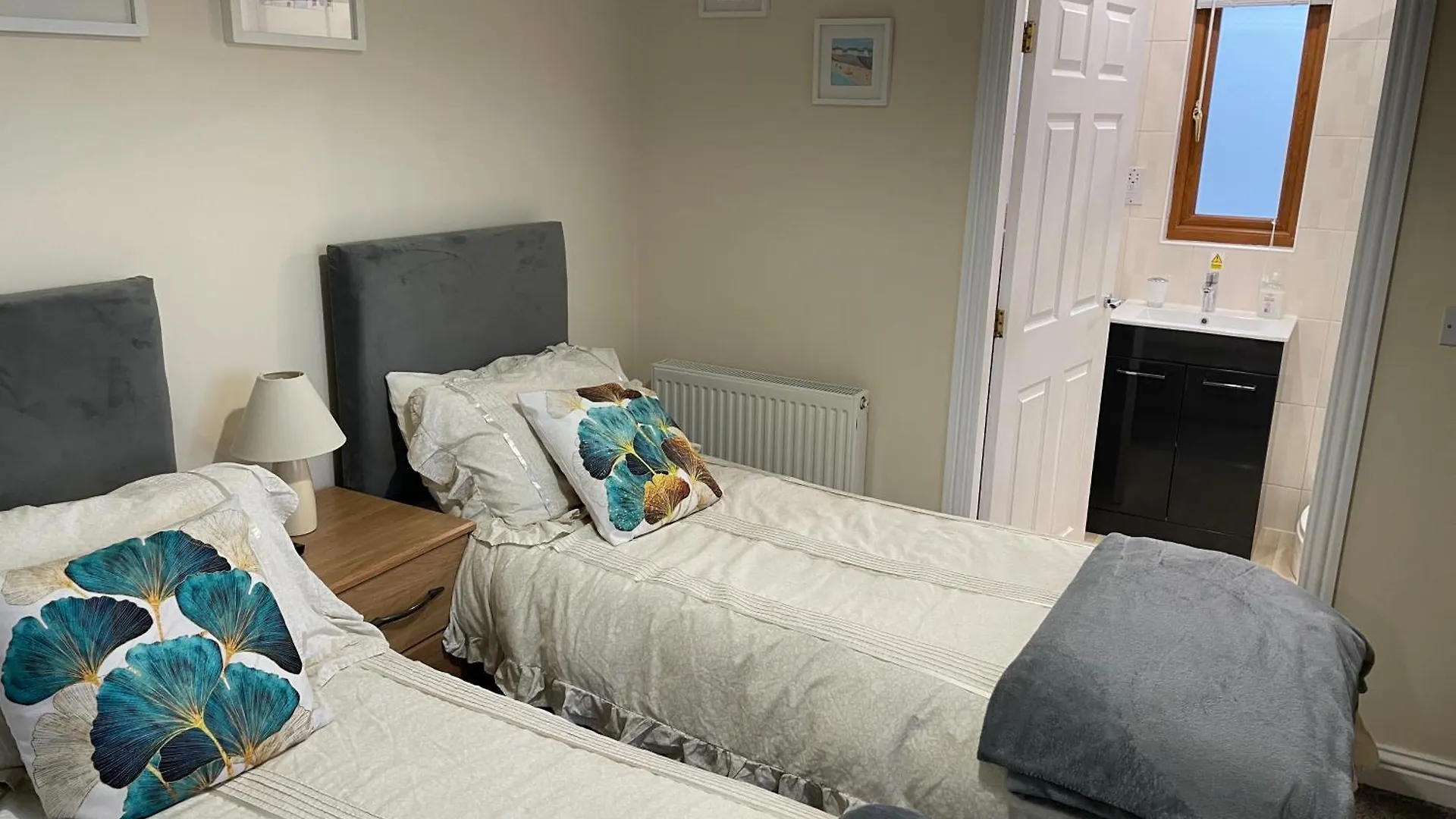 Villa Nelly'S Nest Bridlington 0*,